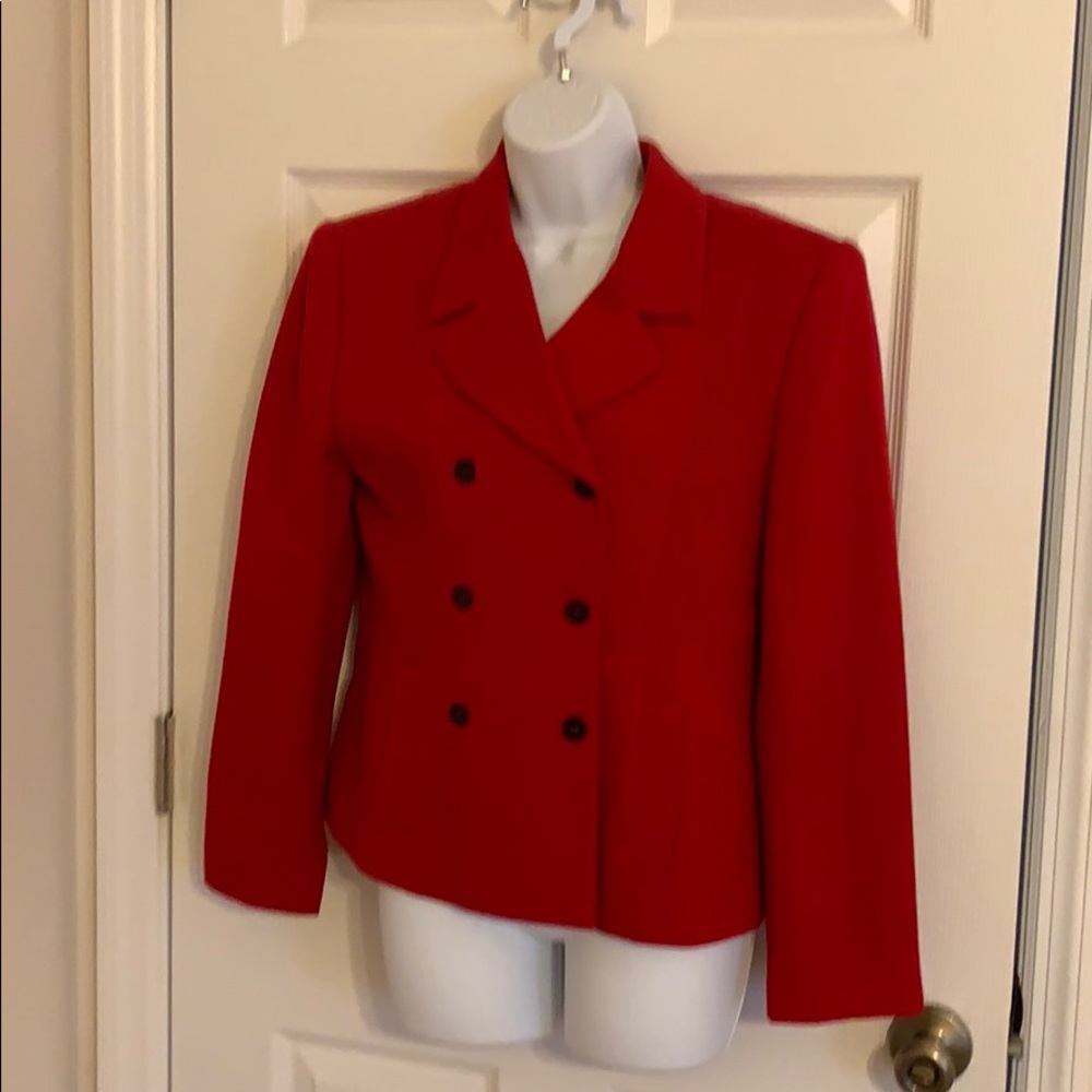 Jones New York Gorgeous Red!